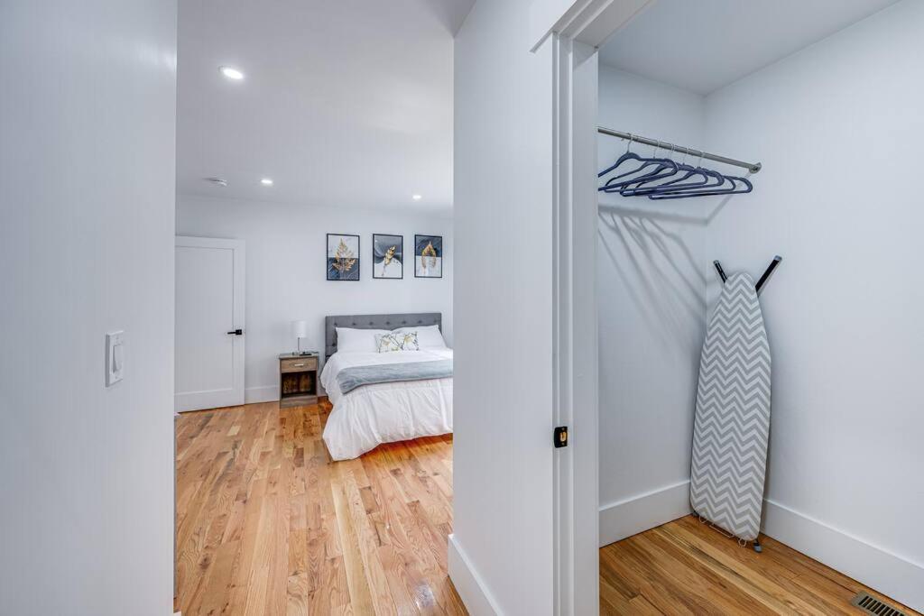 Ferienwohnung Modern Red Door Haven +5Mins To Boston Milton Exterior foto